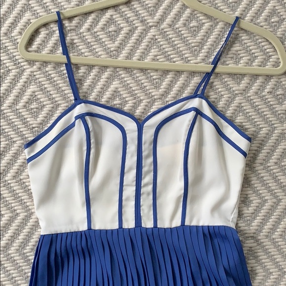 Blue & White pleated Urban Outfitters dress size S - Picture 2 of 5
